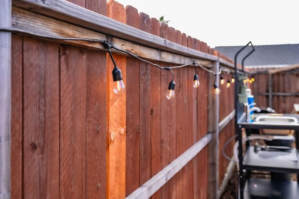 Отель Glamping In The Urban Глендора Экстерьер фото